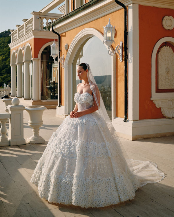 Strapless tulle ballgown