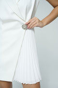 Tailored pleated lapel mini - 3