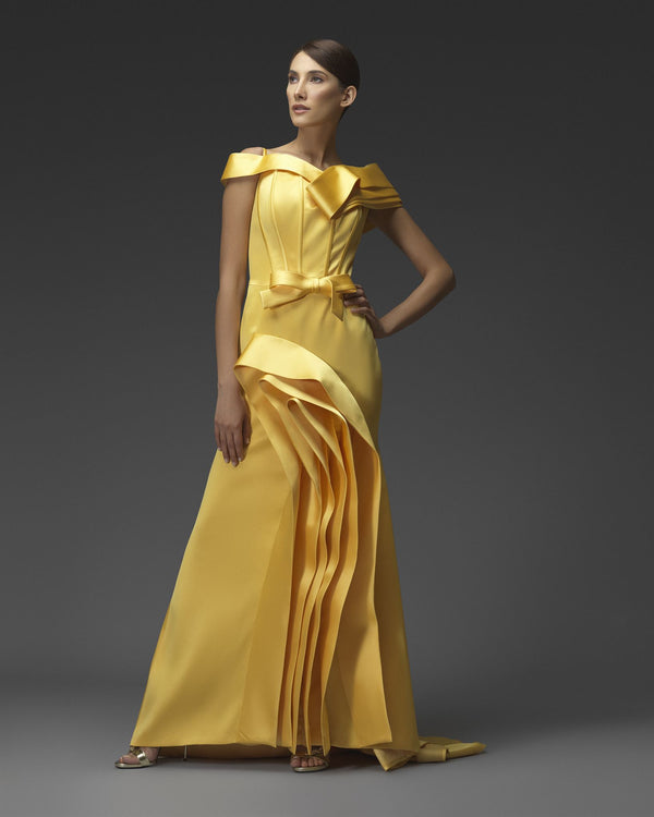 Corset bow pleated-panel gown