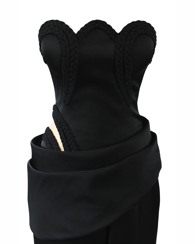 Noir Rouge Corset Gown - Image 11